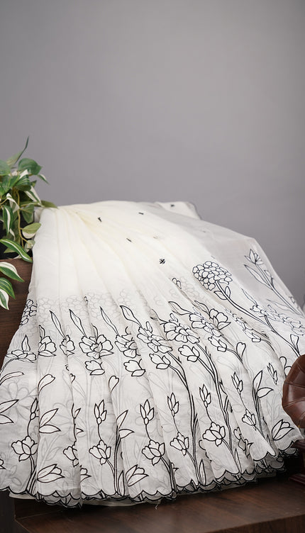 Soft Organza Silk with all over Aplique work