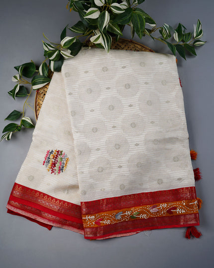 Dola Silk Saree Contrast Border With Kantha Work - White