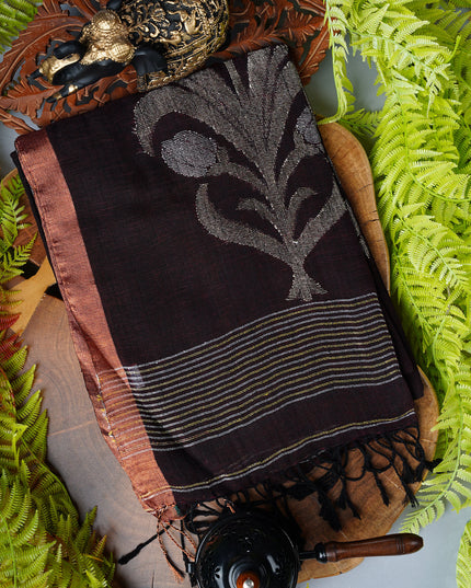 Linen cotton saree with gold and silver butties and contrast Broder - Wine