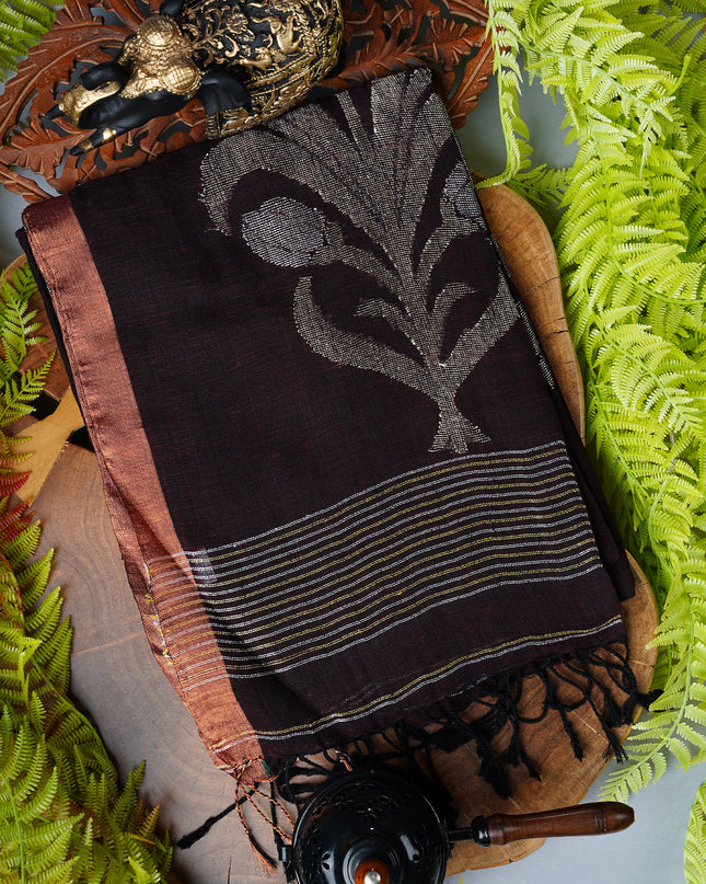 Linen cotton saree with gold and silver butties and contrast Broder - Wine