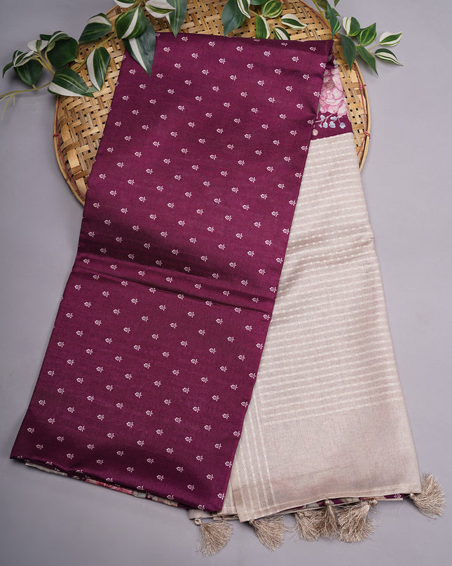 Semi Tusser with Floral Contrast Pallu and Weaving Checks