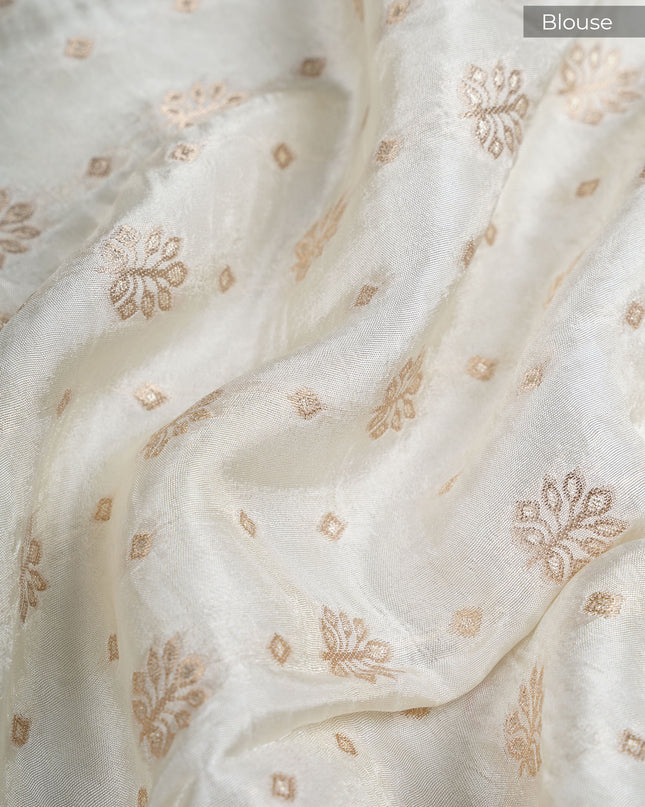 Banarasi Kaddi Georgette Saree With Gold & Silver Polka Dot With Scallop Border - White