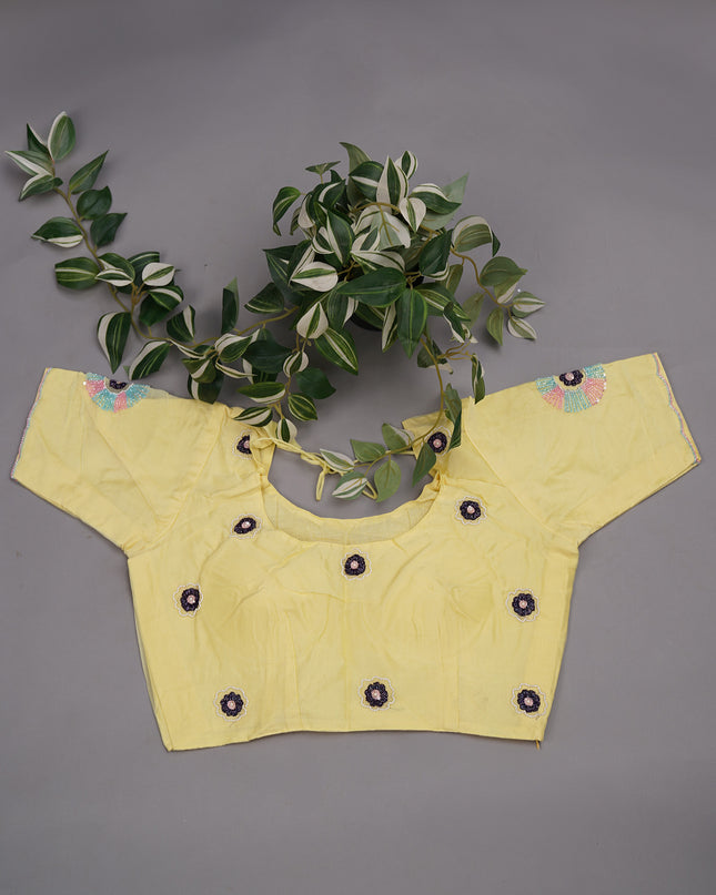 Russian Crape Saree Kardhana and Pearl Work & Scallop Border