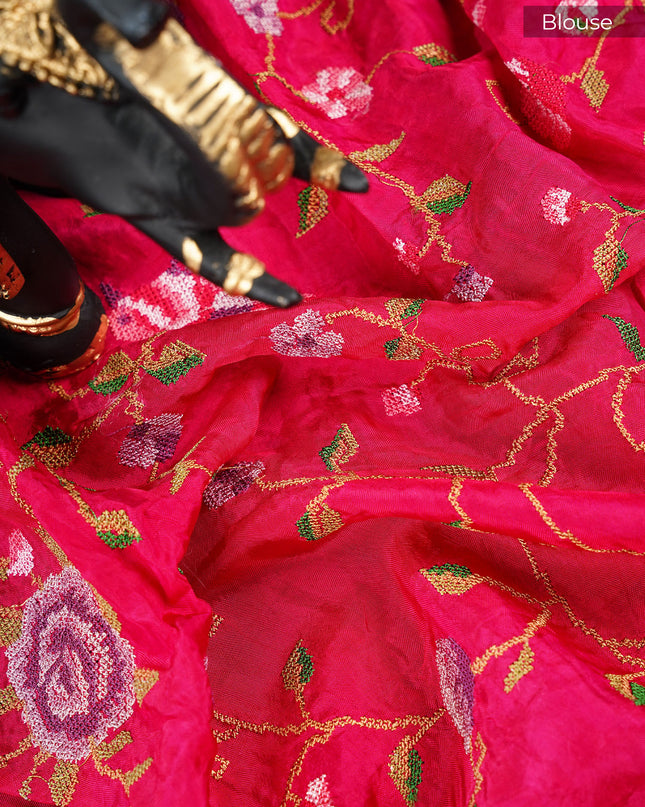 Italian crepe saree with thread Embroidered work butties and scallop border Kardhana work - Voilet