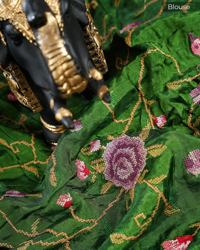 Italian crepe saree with thread Embroidered work butties and scallop border Kardhana work - Red