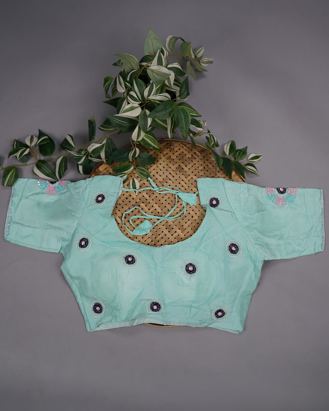 Russian Crape Saree Kardhana with Scallop Border