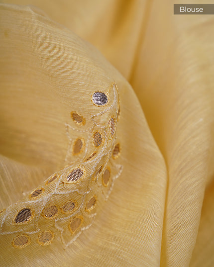 Jute Lenin with Scallop and Gota Patti Border