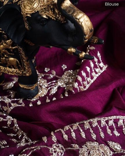 Italian Crepe with Kardana Seqence and Butties, Scallop Border and Kardana Pull Work - Rust