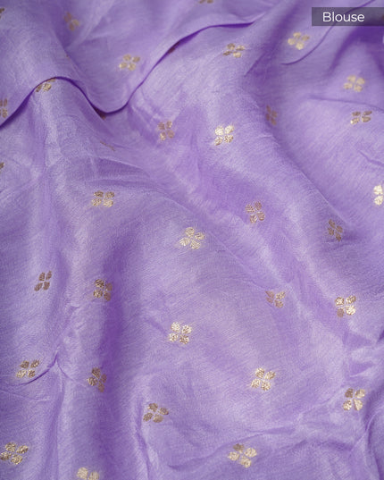 Russian Crepe With Kardhana Sequence Butties And Banaras Border - Lavender