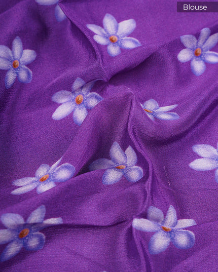 Binny Crepe Saree Floral Print With contrast Border - Lite Green