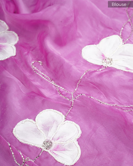 Italin crepe saree with kardhana applique work and scalp border - Pink