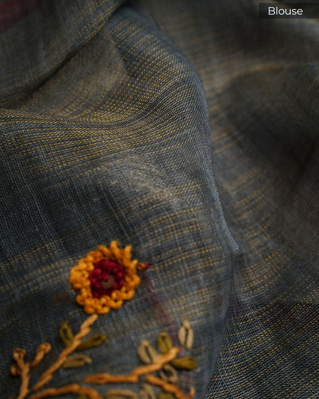 Tissue Linen Saree With Kantha Work & Contrast Border - Mint Blue