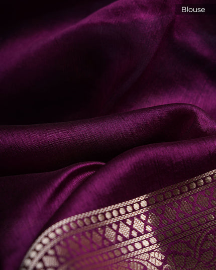 Chiniya Silk With Lehariya Weaving Contrast Gap Border - Sky Blue