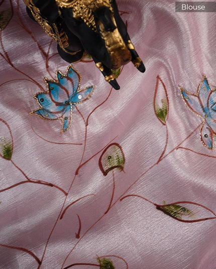 Crush tissue saree with hand painting butties and scallop border Kardana & Sequence Work - Light Pink