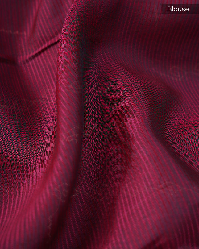 Mangalagiri Silk With Thread Embroidery Work And Contrast Border - Bottle Green