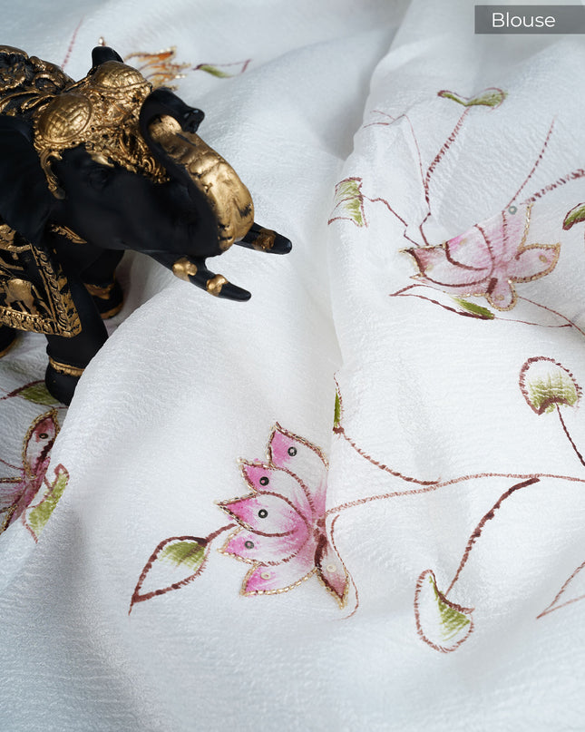 Crush tissue saree with hand painting butties and scallop border Kardana & Sequence Work - White