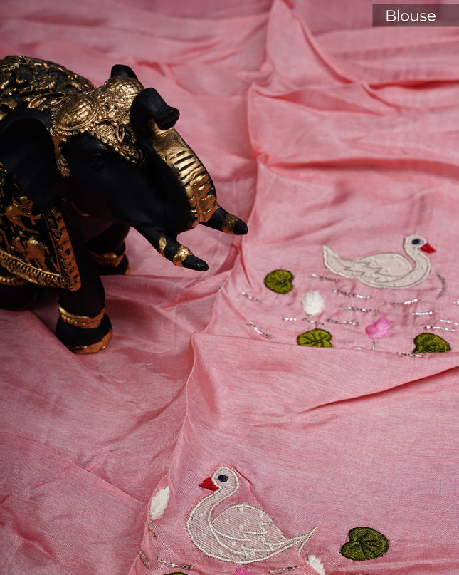 Russian Crepe Saree with Thread Work and Scallop Border- White