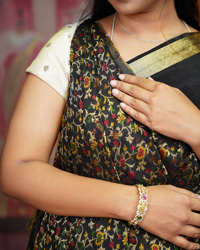 Binny Crepe Silk Saree With Golden Border - Black