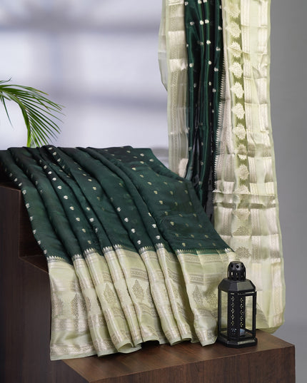 Chiniya Silk with Silver Butties