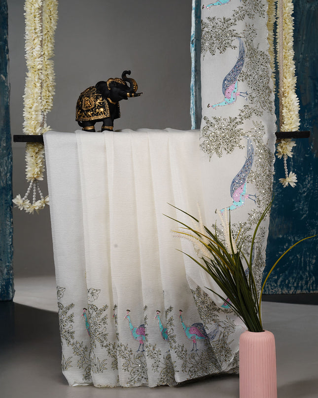 Crush tissue saree with thread work and scallop border Kardana & Sequence Work - Off White