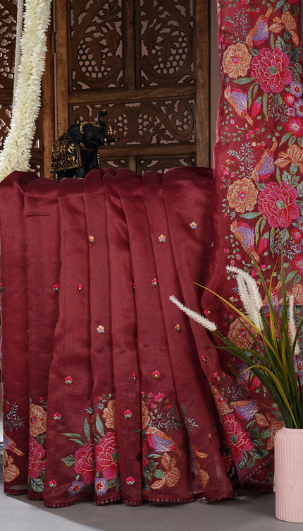 Linen saree with thread work butties and lace border - Maroon