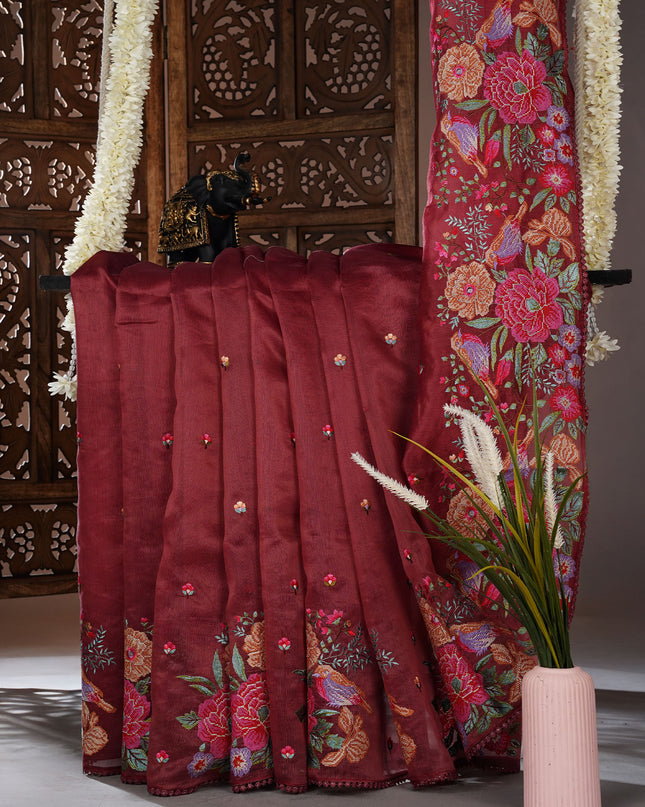 Linen saree with thread work butties and lace border - Maroon