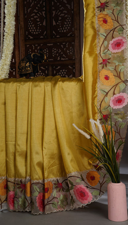 Kora Dupion Saree with Thread Work and Scallop Border - Lime Green