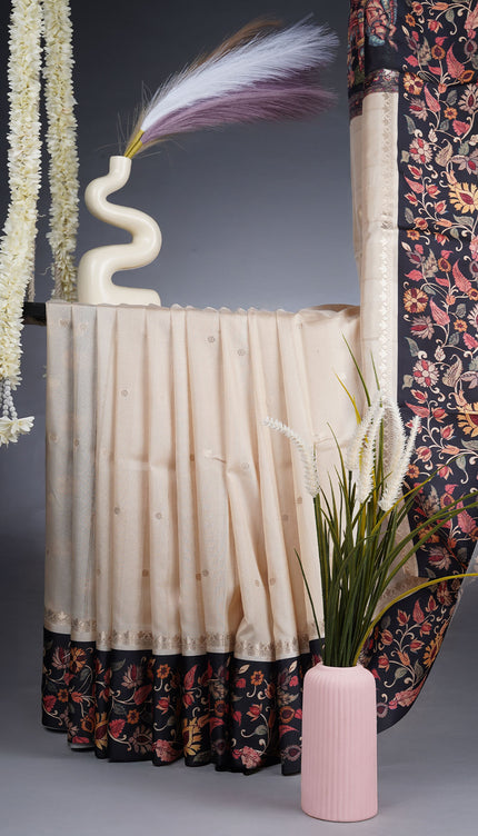 Semi Tusser Saree With Golden Butties With Kalamkari Boarder - Beige