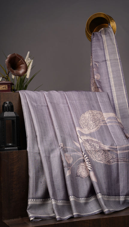 Tissue Silk With Digital Print & Thread Border - Grey