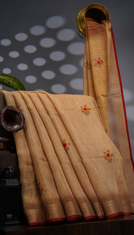 Tissue Linen Saree With Kantha Work & Contrast Border - Menthi Green