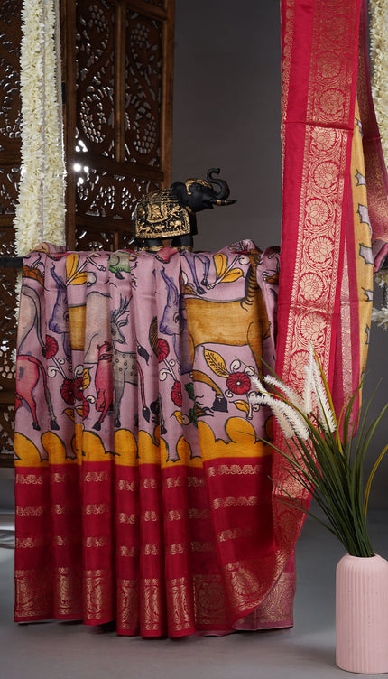 Binny Crepe Saree Floral Print With contrast Border - Light Pink