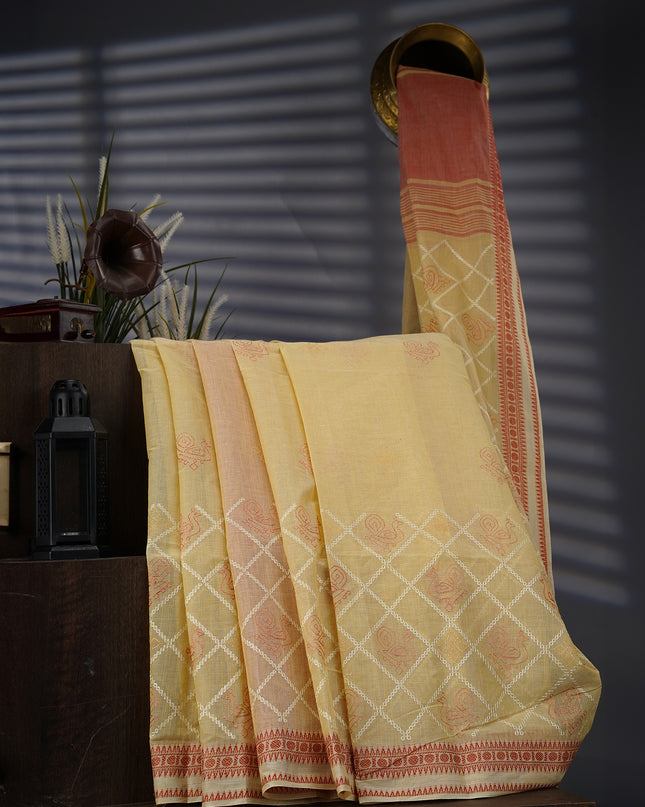 Handloom Cotton Saree With Thread Embroidery Butties Border - Tan