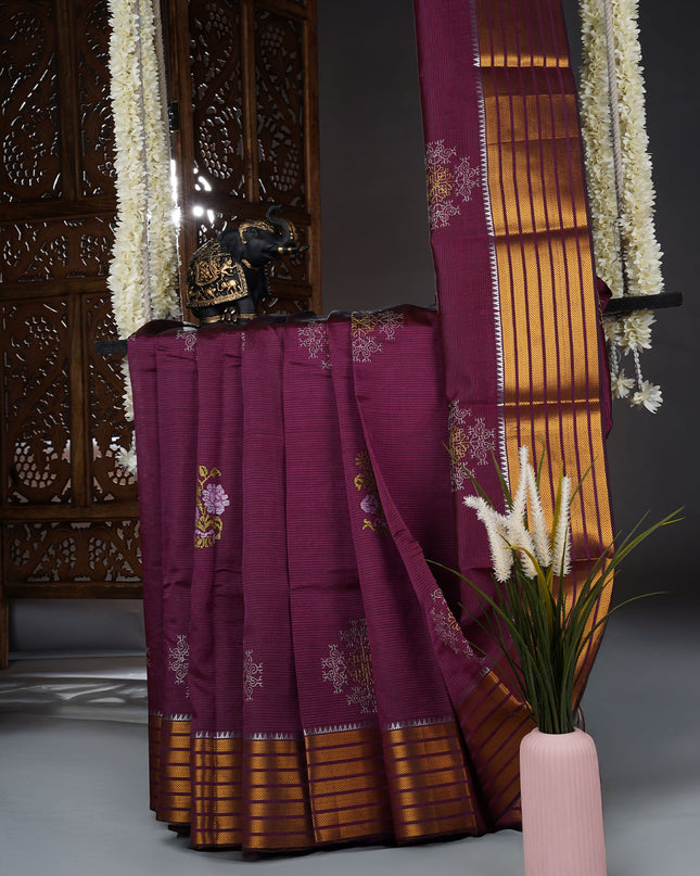 Mangalagiri silk saree with thread embroidery work and contrast border - Purple