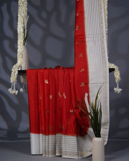 Dola Silk Saree with Golden Butties and Contrast Border- Red