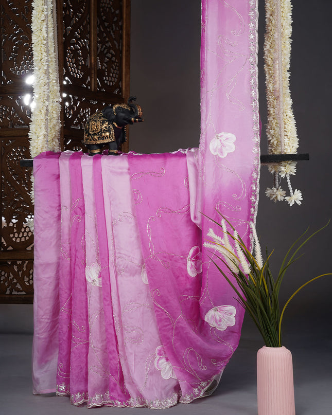 Italin crepe saree with kardhana applique work and scalp border - Pink