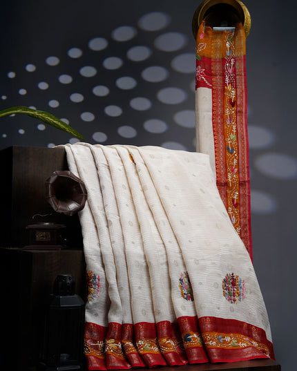 Dola Silk Saree Contrast Border With Kantha Work - White