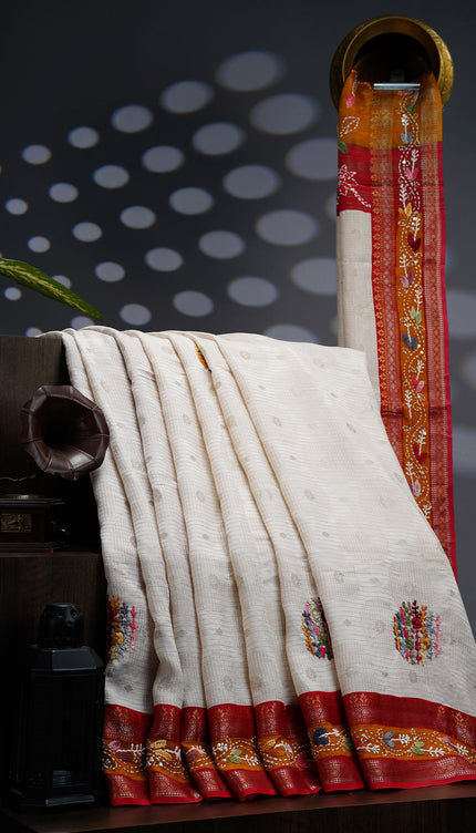 Dola Silk Saree Contrast Border With Kantha Work - White