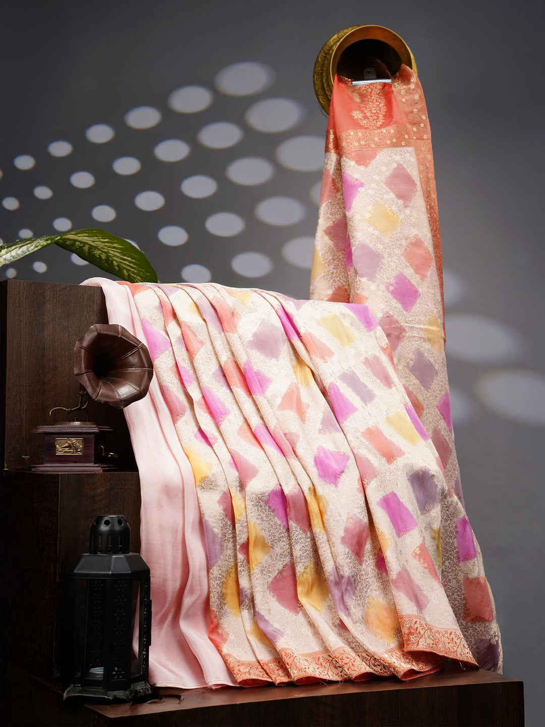 Banaras Rancut Saree With Contrast Border - Cream & Orange