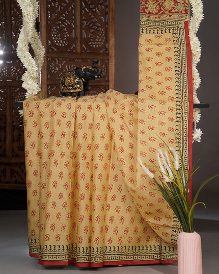 Mul Cotton Saree with  Block Printed and conratst border - Beige