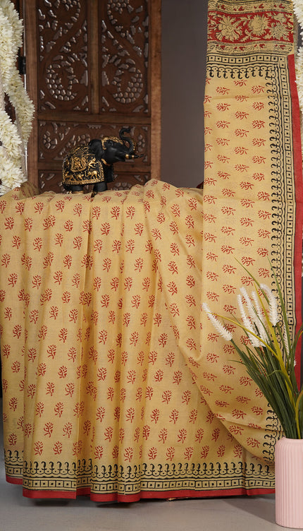 Mul Cotton Saree with  Block Printed and conratst border - Beige
