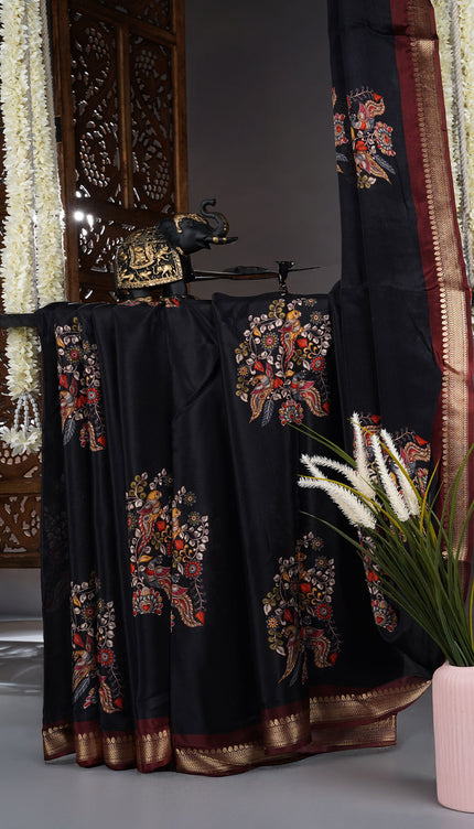 Binny Crepe Saree Floral Print With contrast Border - Black
