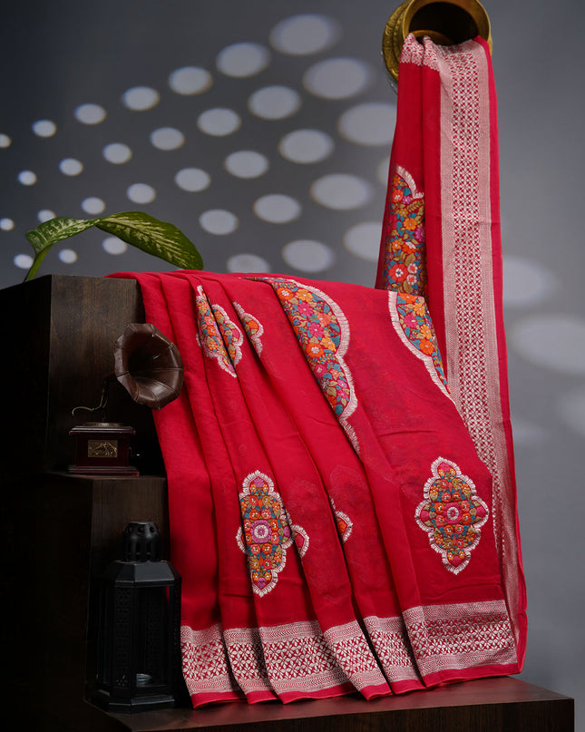 Kadi Georgette Saree With Meenakari Butties - Red