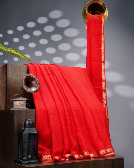Binny Crepe Silk Saree With Golden Border - Red