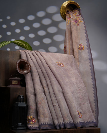 Tissue Linen Saree With Kantha Work & Contrast Border - Peach