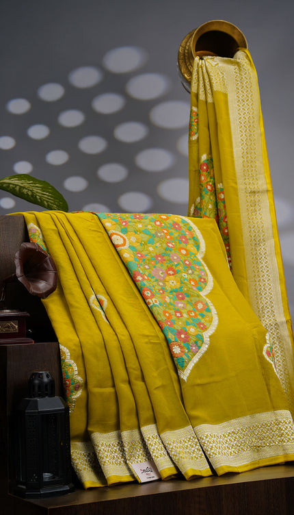 Kadi Georgette Saree With Meenakari Butties - Green