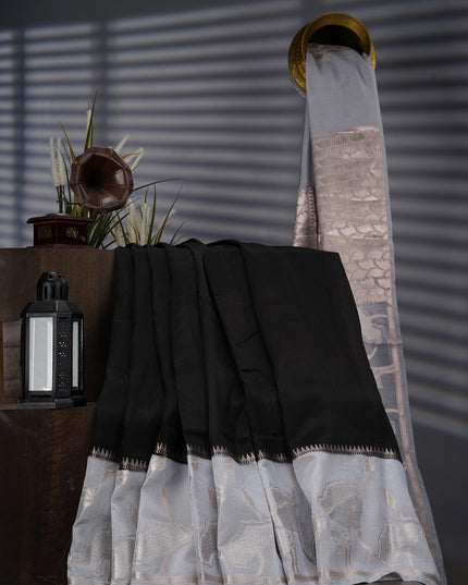 Chanderi Silk Saree With Gold & Silver Contrast Gap Border - Black