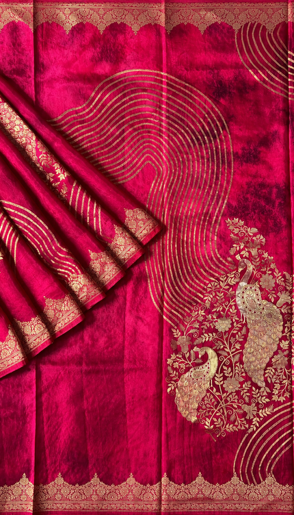 Banaras Crepe Saree With Shibori and Meenakari Weaving Golden Zari Border -Magenta