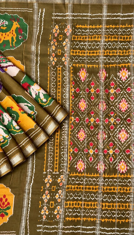 Mangalagiri saree with Potola Print and contrasting border - Brown