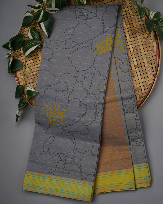 Cotton Printed Saree With Thread Weaving  Border - Grey