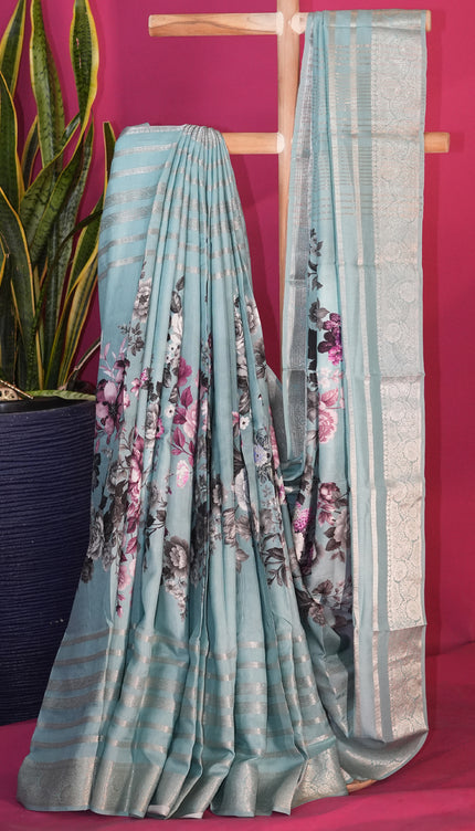 Munga silk Saree with Centre print horizontal Zari lines - Sage Green